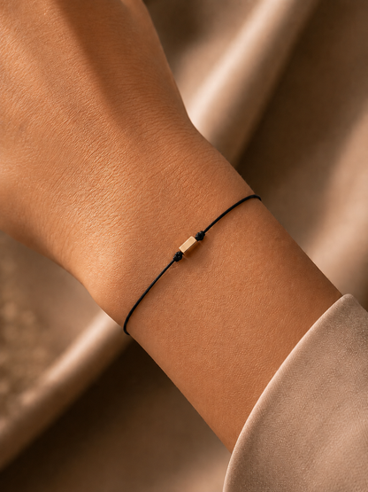 14 Ayar Altın Minimalist Siyah İp Gold Spacer Bileklik
