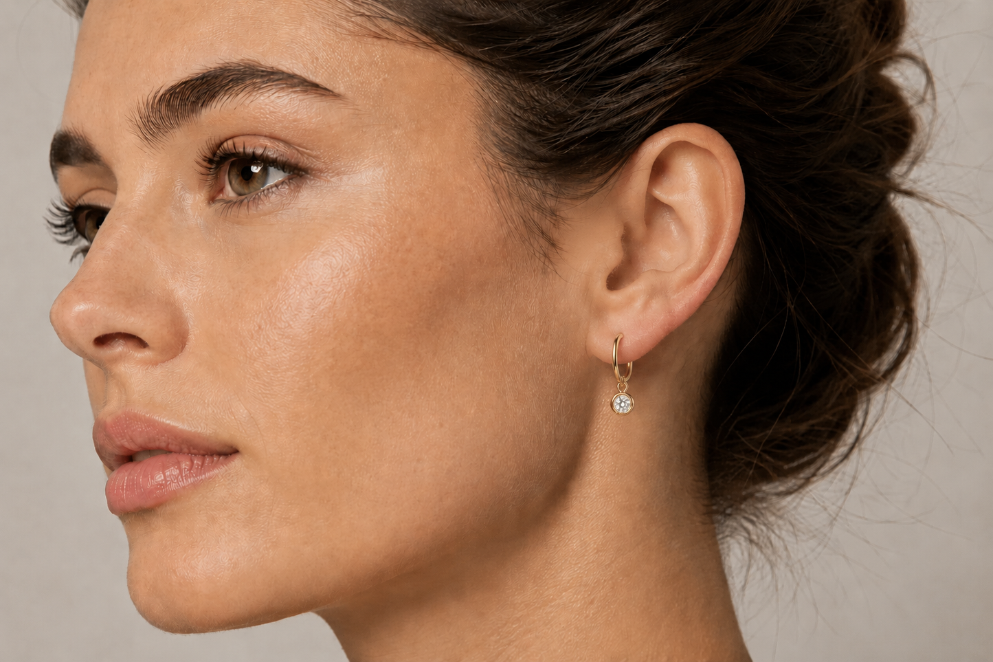 Velloria Jewelry 14 Ayar Altın Tek Taş Sallantılı Halka Küpe