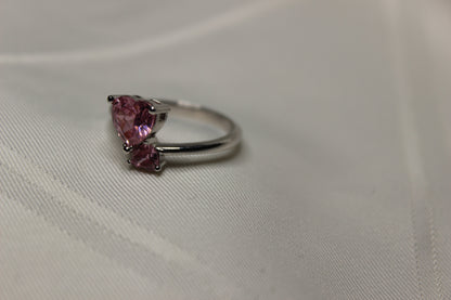 925 Ayar Gümüş Pembe Taşlı Kalpli Yüzük